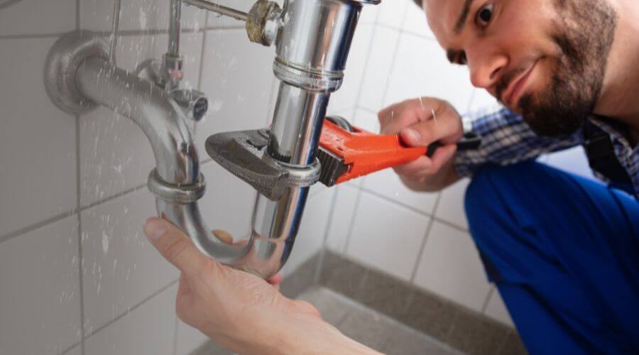 Professional same day plumber services in Thompson, IA